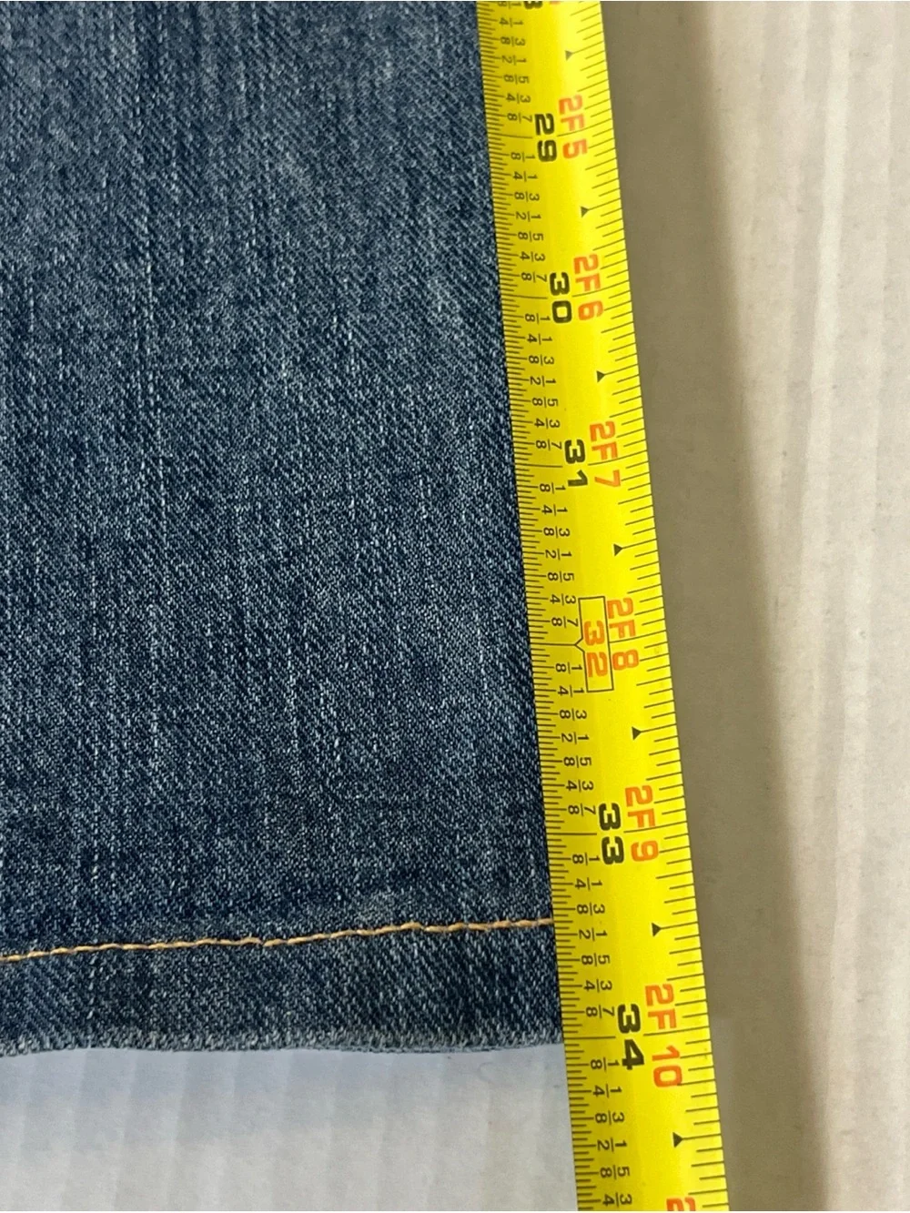 American Eagle Outfitters Men's Blue Straight-Leg Jeans